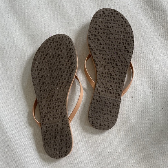 TKEES NUDE FLIP FLOPS - Picture 2 of 2